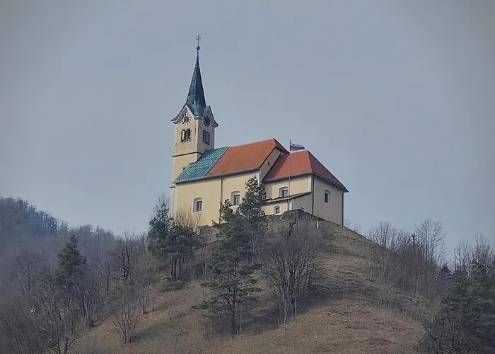 Erika * 伊德里亚